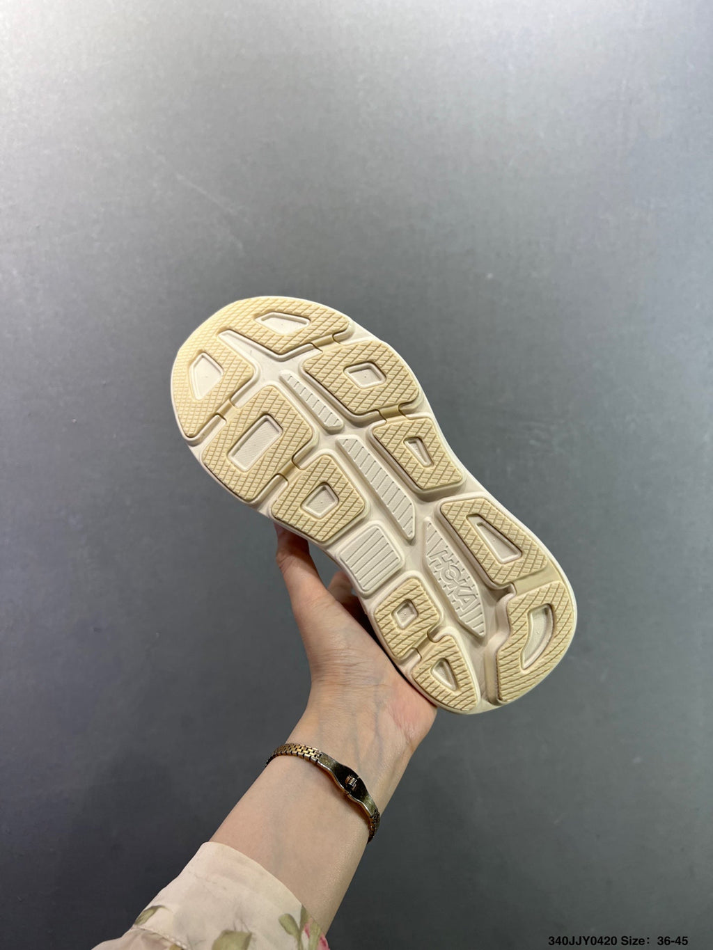 HOKA ONE ONE Bondi 9--1162013-9