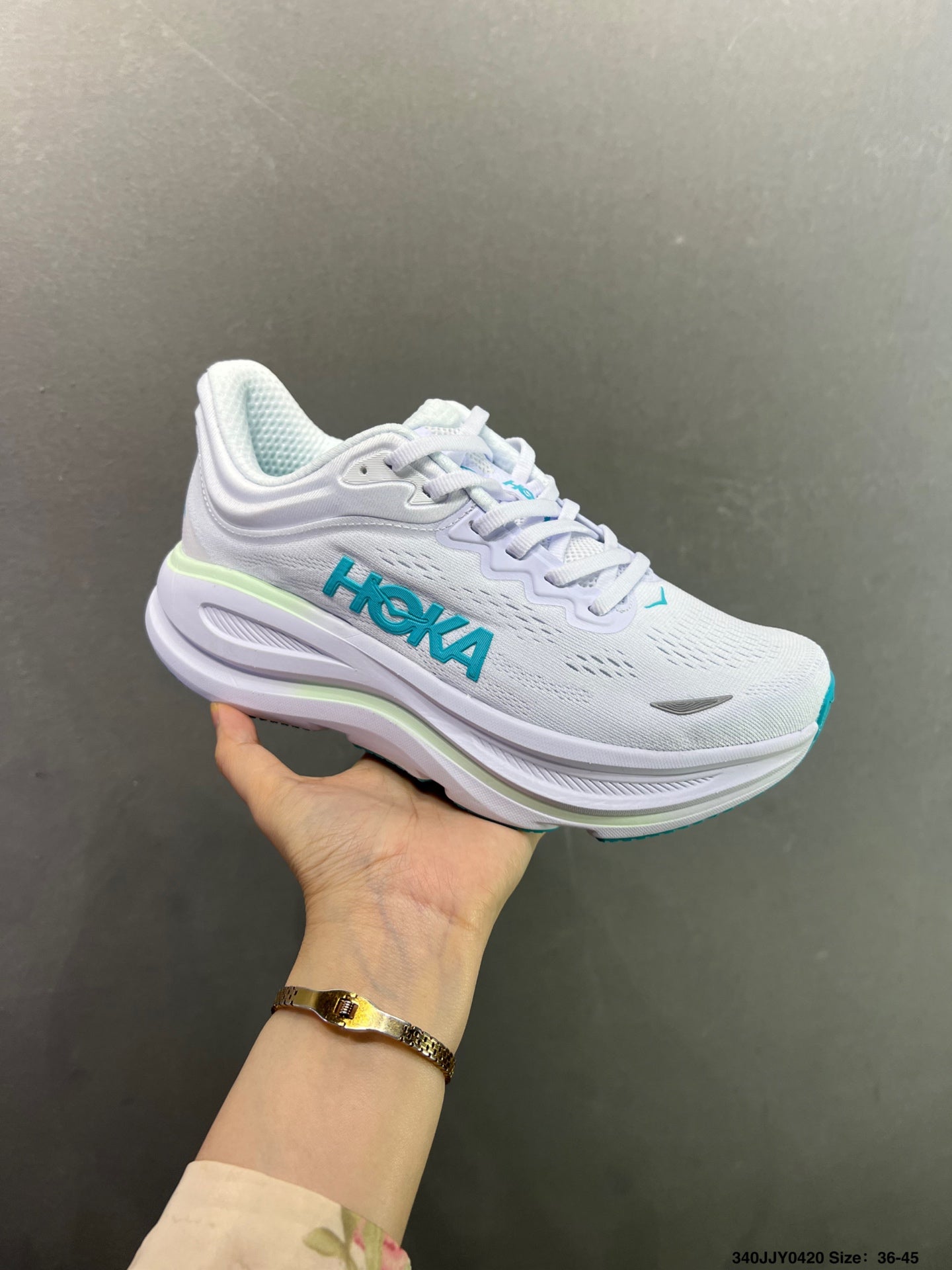 HOKA ONE ONE Bondi 9--1162013-10
