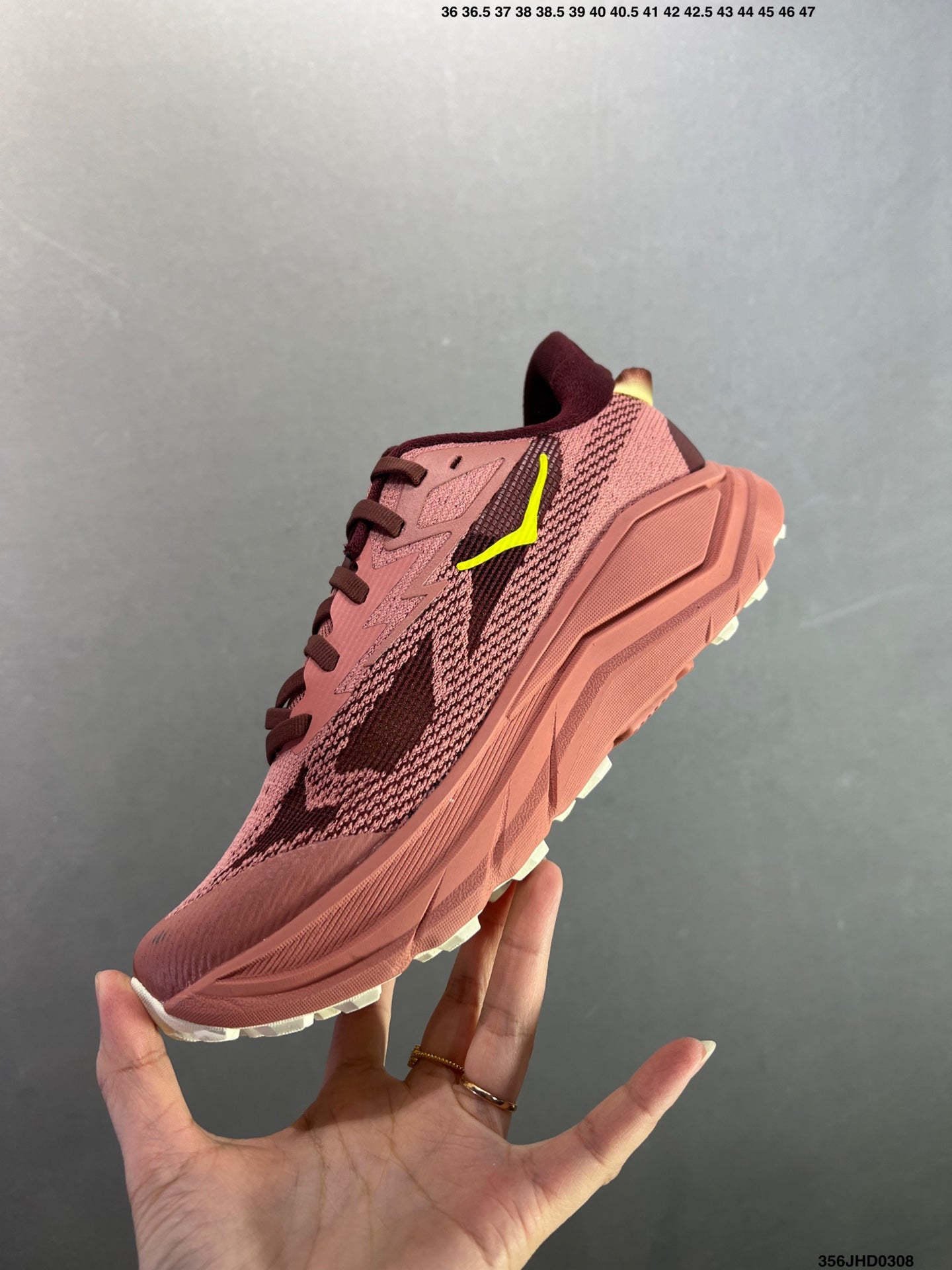 HOKA W CHALLENGER 8 New Colorway --1168718/JDT
