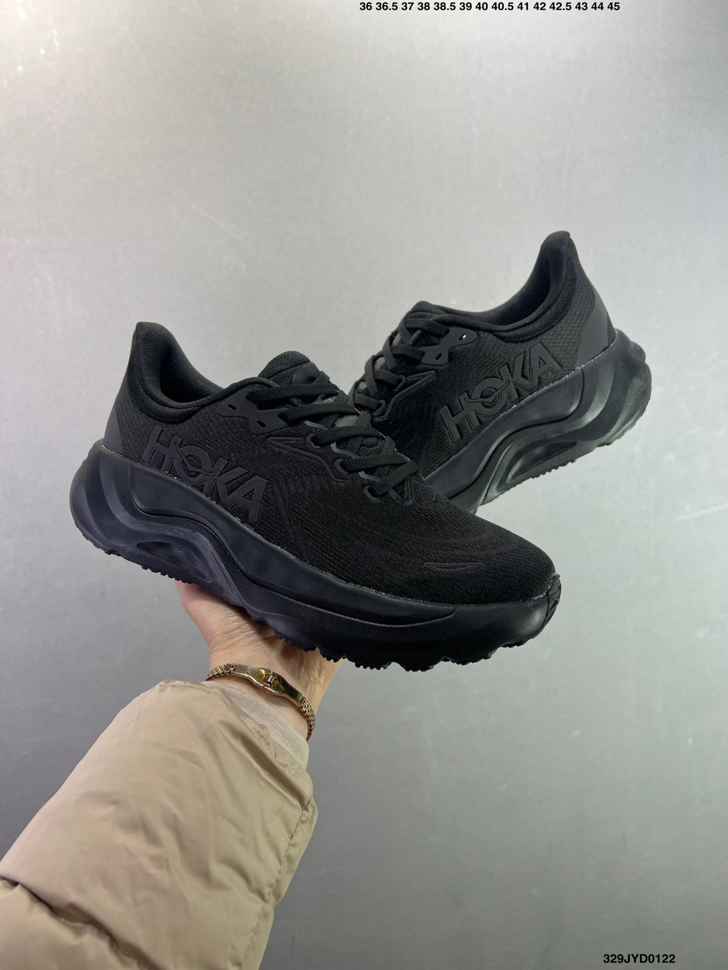 HOKA ONE ONE M ARAHI 8 --1168691 -2